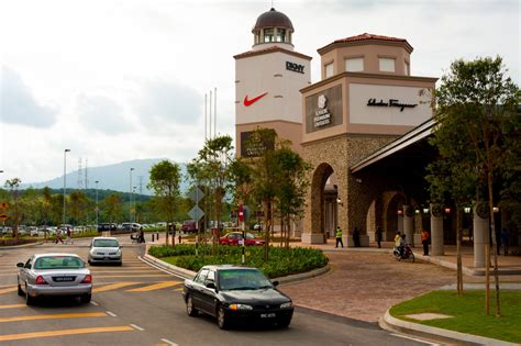 prada johor premium outlet